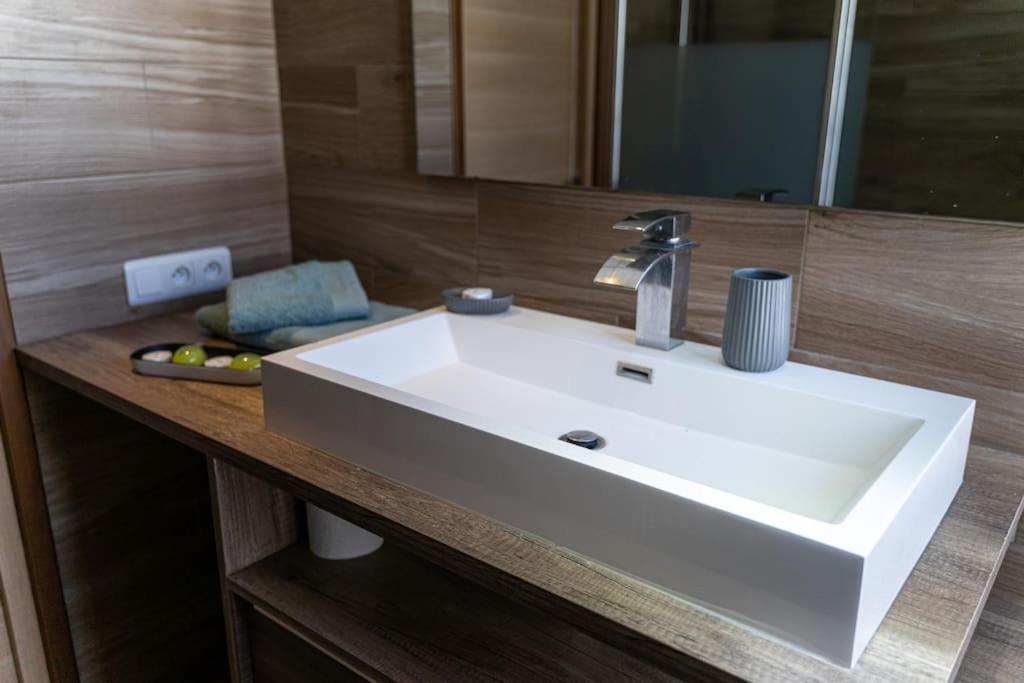 Appartement Proche Disneyland Et Paris Bussy-Saint-Georges Buitenkant foto